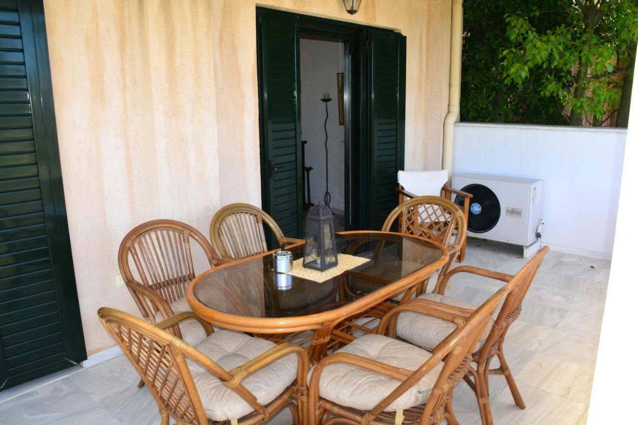Villa Artemis Aegina Buitenkant foto
